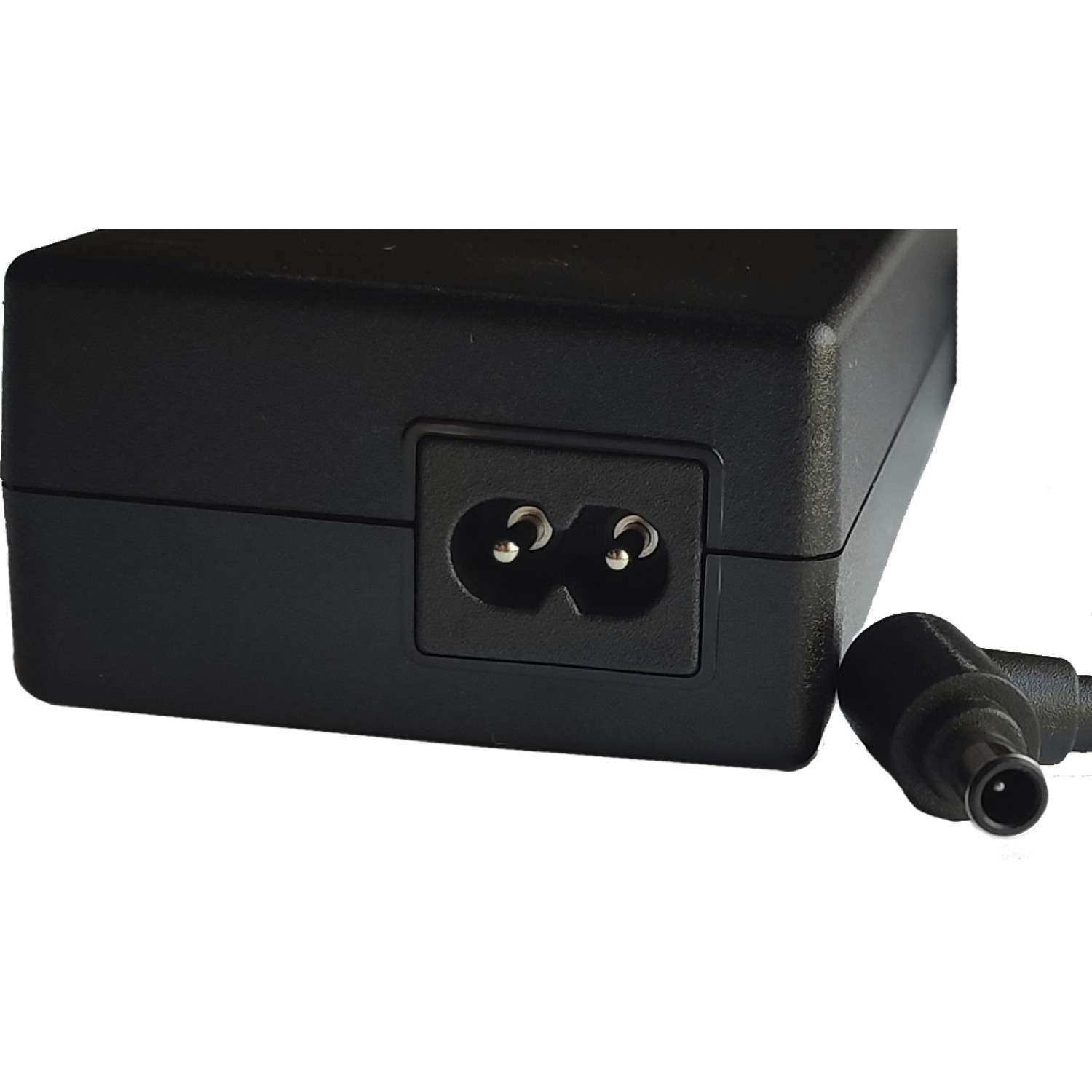 ADAPTADOR DE CORRIENTE SONY / NUMERO DE PARTE ACDP-120D01 / 149349021 / INPUT 100 V - 240 V 1.4A 50/60 HZ / OUTPUT 19.5 V 6.2A	 - Imagen 3